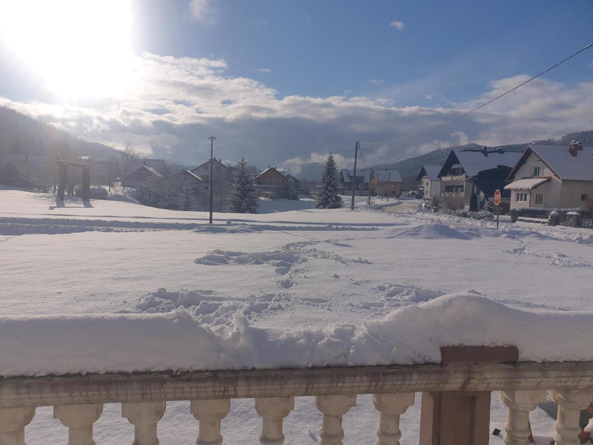 Zimski San Ravna Gora Exterior foto