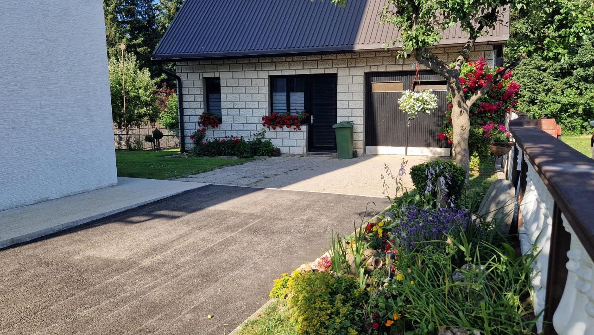 Zimski San Ravna Gora Exterior foto